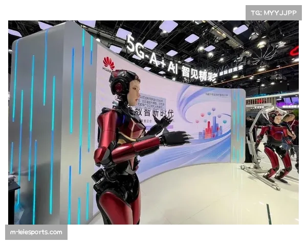 5G-A人形机器人亮相，展示智能制造实力