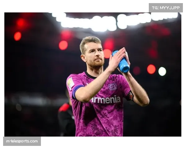 勒沃库森闪电签下雷恩中场泰特，转会费2500万欧元附带浮动